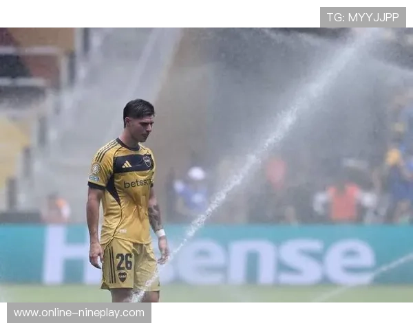 足球球星因内讧引发风波 队内关系紧张成为赛季最大隐忧 足球球星因内讧引发风波 队内关系紧张成为赛季最大隐忧